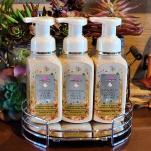 Bath & Body Works Cinnamon Sugar Pretzel Cookie Hand Soap